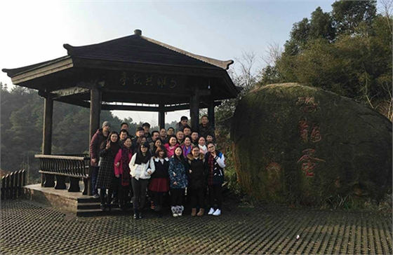 團(tuán)隊(duì)風(fēng)采